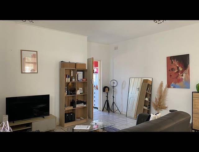 1 BEDROOM FLAT FOR SALE IN GLENWOOD